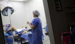 偷拍医院在线观看,偷拍事件在线直播全程回顾